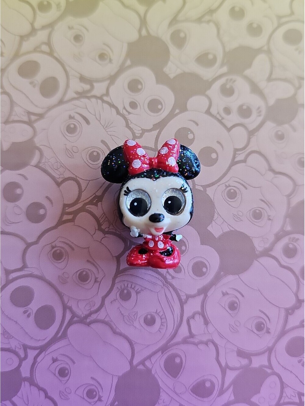 Series 1 Disney Doorables Ultra Rare Minnie Mouse Red